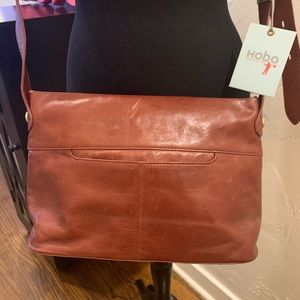 Gorgeous NEW HOBO leather crossbody